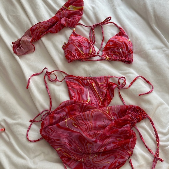 Red & Pink Marble String Bikini Set - Picture 4 of 5